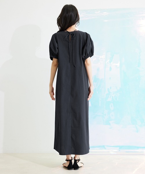 Jayro（ジャイロ）の「ランタンスリーブワンピース（ワンピース・レディース・ネイビー/グリーン/キャメル・M）」の13枚目の写真