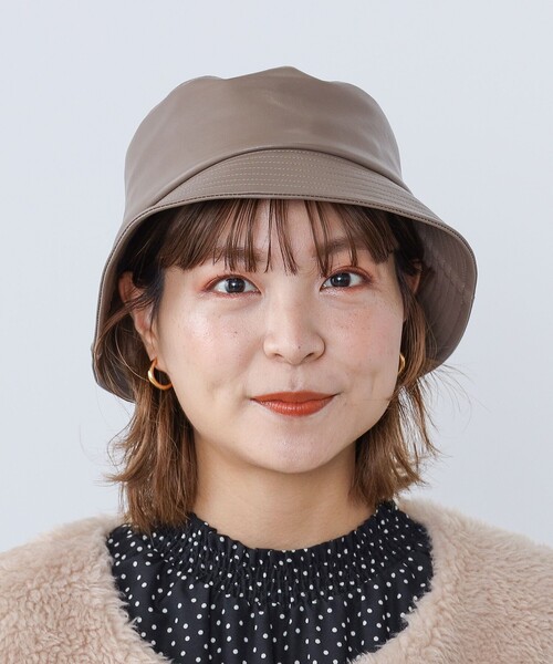 BEAMS HEART（ビームスハート）の「BEAMS HEART / フェイクレザー バケットハット（ハット・レディース・ブラック/モカ・FREE）」の6枚目の写真