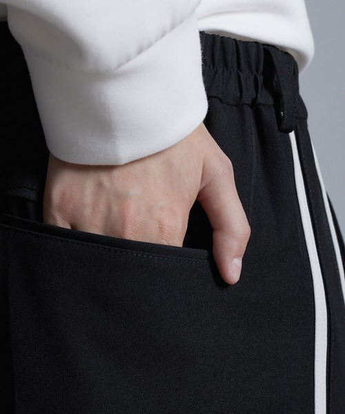 ドレープモード ワイドトラックパンツ【セットアップ対応】（スラックス）｜Loose/ルース（ルース）