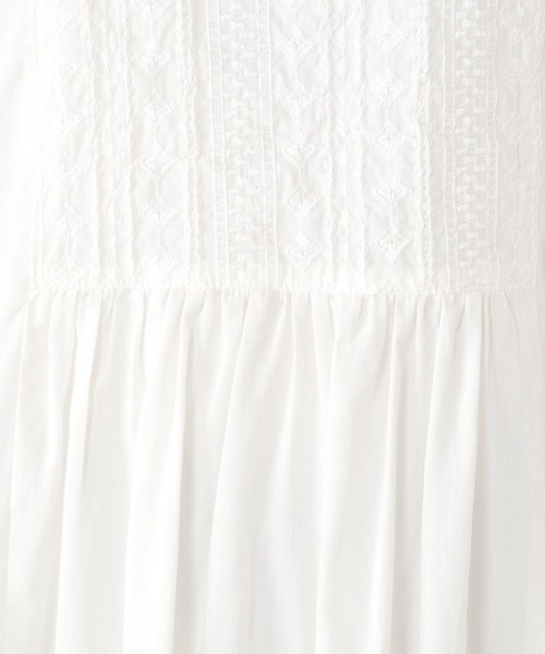 studio CLIP（スタディオクリップ）の「Wフロントクラフト刺繍ブラウス（シャツ/ブラウス・レディース・オフホワイト/ベージュ/ブラック・FREE）」の18枚目の写真