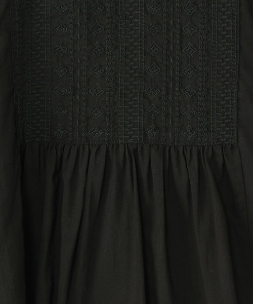 studio CLIP（スタディオクリップ）の「Wフロントクラフト刺繍ブラウス（シャツ/ブラウス・レディース・オフホワイト/ベージュ/ブラック・FREE）」の19枚目の写真