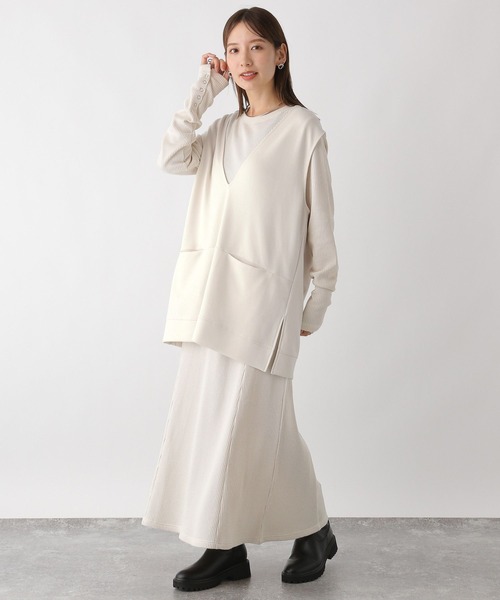 LEPSIM(レプシィム)の「Vネックベストプルオーバー 961522(Tシャツ/カットソー・レディース・ブラック/アイボリー・FREE)」の9枚目の写真