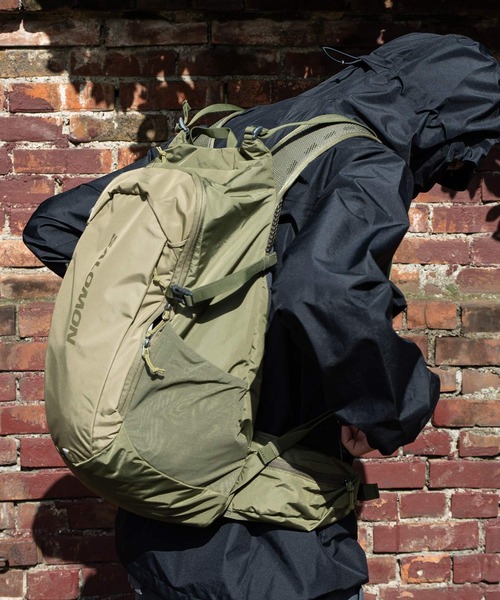 サロモン TRAILBLAZER 30 30L (登山用リュック・ザック) 価格比較 - 価格.com Salomon トレイルブレイザー 30 TRAILBLAZER 30