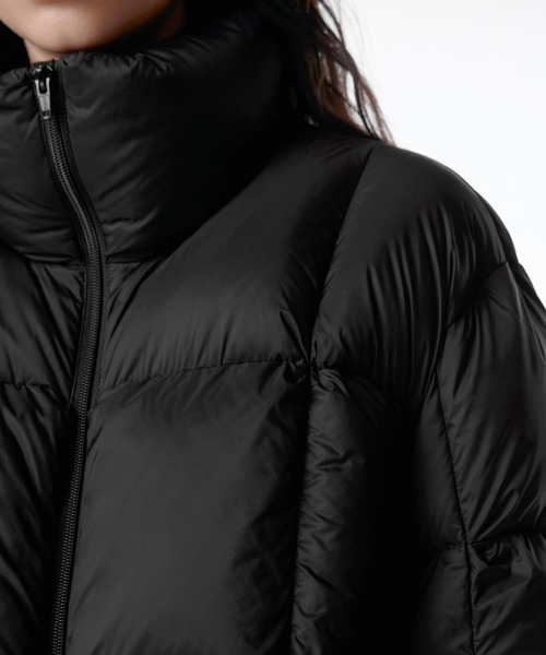 JNBY（ジェーエヌビーワイ）の「Cropped Quilted Down Jacket（ダウンジャケット/コート・レディース・ホワイト/ブラック/ピンク・38/36/40）」の19枚目の写真
