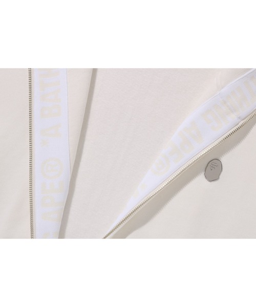 A BATHING APE(アベイシングエイプ)の「METAL ONE POINT FULL ZIP HOODIE M(パーカー・メンズ・ピンク/グレー/アイボリー/サックスブルー/ブラック/ブラウン・MEDIUM/LARGE/X-LARGE/SMALL)」の13枚目の写真