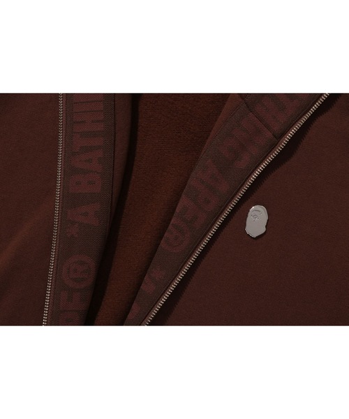 A BATHING APE(アベイシングエイプ)の「METAL ONE POINT FULL ZIP HOODIE M(パーカー・メンズ・ピンク/グレー/アイボリー/サックスブルー/ブラック/ブラウン・MEDIUM/LARGE/X-LARGE/SMALL)」の16枚目の写真