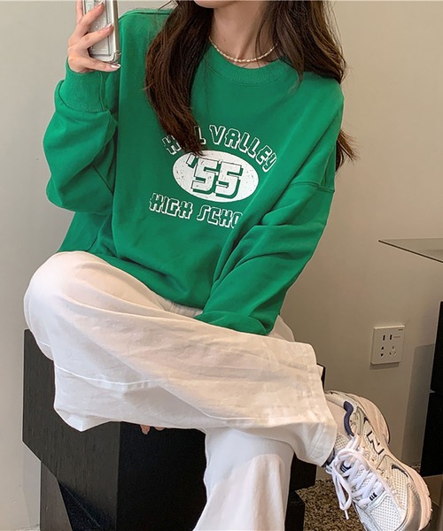 NinaetLina(ニナエリナ)の「裏毛 HILL VALLEY HIGH SCHOOL 英字ロゴトレーナー(スウェット・レディース・グレー/ベージュ/ネイビー/グリーン・FREE)」の5枚目の写真