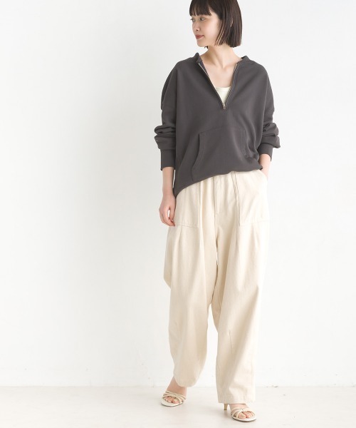 OMNES(オムネス)の「ダンプバルーンカーゴパンツ(カーゴパンツ・レディース・アイボリー/ネイビー/カーキ/ブラック/インディゴブルー/キナリ/ベージュ/ブルー・LARGE/MEDIUM)」の15枚目の写真