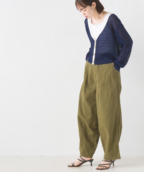 OMNES(オムネス)の「ダンプバルーンカーゴパンツ(カーゴパンツ・レディース・アイボリー/ネイビー/カーキ/ブラック/インディゴブルー/キナリ/ベージュ/ブルー・LARGE/MEDIUM)」の16枚目の写真