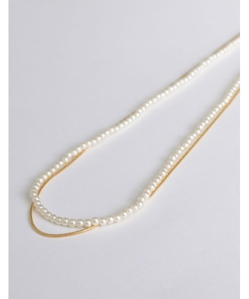 Re:EDIT（リエディ）の「[2点セット]フェイクパール×ナローチェーン2連ネックレス（ネックレス・レディース・シルバー/ゴールド・FREE）」の4枚目の写真