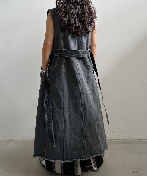 Ameri（アメリ）の「MANY WAY VERSATILE DENIM COAT（デニムジャケット・レディース・インディゴブルー/ブラック・SMALL/MEDIUM）」の11枚目の写真