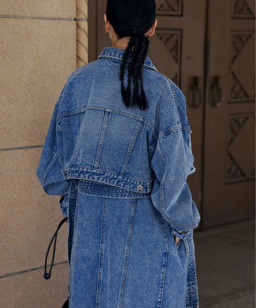 Ameri（アメリ）の「MANY WAY VERSATILE DENIM COAT（デニムジャケット・レディース・インディゴブルー/ブラック・SMALL/MEDIUM）」の5枚目の写真