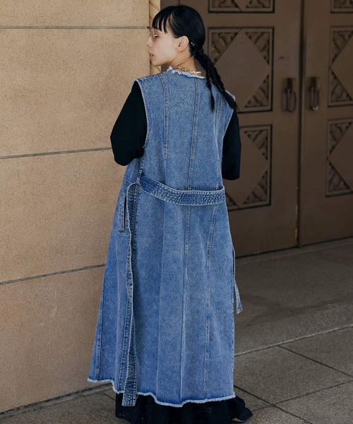 Ameri（アメリ）の「MANY WAY VERSATILE DENIM COAT（デニムジャケット・レディース・インディゴブルー/ブラック・SMALL/MEDIUM）」の7枚目の写真