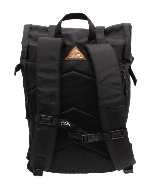 VENCEEXCHANGE（ヴァンスエクスチェンジ）の「YAKPAKヤックパックロールトップリュック  （バックパック/リュック・メンズ・ブラック・FREE）」の3枚目の写真