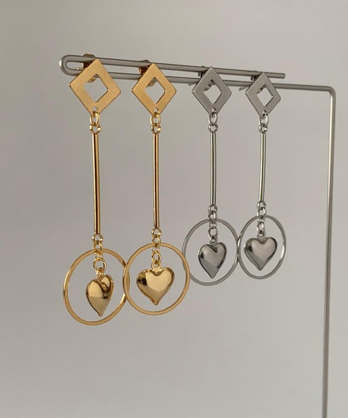 CERCA(チェルカ)の「【Le scale】ハートロングピアス(ピアス(両耳用)・レディース・シルバー/ゴールド/ゴールド系2/シルバー系2・FREE)」の8枚目の写真