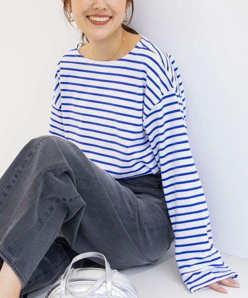 Rie Miller(リエミラー)の「ストレッチバスクシャツ(Tシャツ/カットソー・レディース・ブルー系その他6/イエロー系その他/ブルー系その他・FREE)」の2枚目の写真