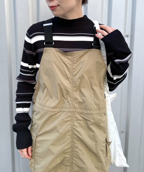 LEPSIM（レプシィム）の「14ゲージマルチボーダーハイネックプルオーバー　994138（ニット/セーター・レディース・ブラック/オフホワイト/ブルー・FREE）」の9枚目の写真