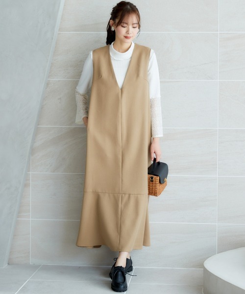 miclat（ミクラ）の「大きいサイズ　深Vネックワンピース　miclat（ワンピース・レディース・ベージュ/ネイビー・L/LL/3L/4L/5L）」の3枚目の写真