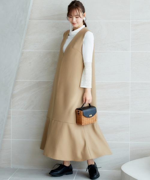 miclat（ミクラ）の「大きいサイズ　深Vネックワンピース　miclat（ワンピース・レディース・ベージュ/ネイビー・L/LL/3L/4L/5L）」の19枚目の写真