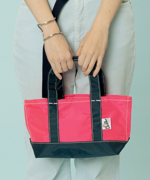 Drifter（ドリフター）の「BUCKEYE MINI TOTE／バックアイミニトート（トートバッグ・レディース・グリーン系その他2/レオパード/パープル系その他/ベージュ系その他/イエロー×グレー/ピンク系その他/ブラック×ブラック/タン/ブラウン/グリーン系カモフラージュ/ベージュ系/ブラック×グリーン・FREE）」の22枚目の写真