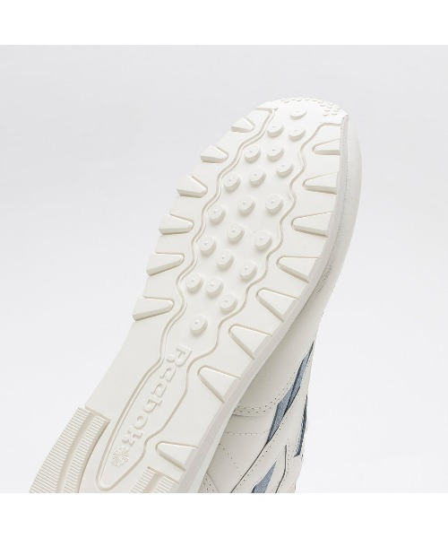 Reebok(リーボック)の「クラシックレザー / CLASSIC LEATHER(スニーカー・メンズ・ネイビー/ホワイト/オフホワイト/ホワイト×グレー・22.5cm/23.0cm/23.5cm/24.5cm/24.0cm/25.0cm/25.5cm/26.0cm/26.5cm/27.0cm/27.5cm/28.0cm/28.5cm/29.0cm/30.0cm)」の21枚目の写真
