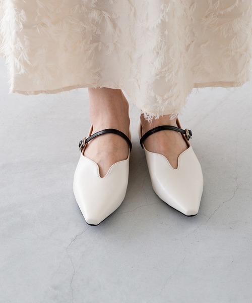menue（メヌエ）の「U字カッティング フラットパンプス（パンプス・レディース・アイボリー/ブラック/シルバー・22.5cm/23.5cm/24.5cm/25.5cm/23.0cm/24.0cm/25.0cm/26.0cm/21.5cm/22.0cm）」の22枚目の写真