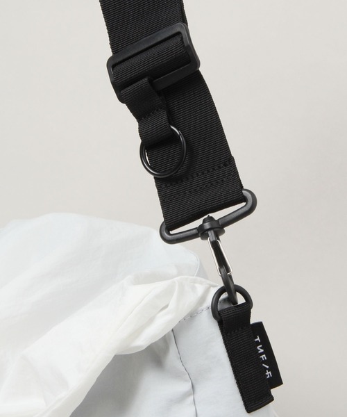 RAGEBLUE（レイジブルー）の「【THEIRB/ゼアーブ】ナイロンドロストショルダーバッグ（ショルダーバッグ・メンズ・ブルー/ホワイト/ブラック・FREE）」の6枚目の写真
