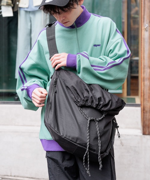 RAGEBLUE（レイジブルー）の「【THEIRB/ゼアーブ】ナイロンドロストショルダーバッグ（ショルダーバッグ・メンズ・ブルー/ホワイト/ブラック・FREE）」の18枚目の写真