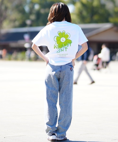 （What it isNt）ART BY MARKGONZALES（ワットイットイズント）の「【ムラサキスポーツ限定】(What it isNt)ART BY MARKGONZALES/ワット イット イズント マークゴンザレス Tシャツ オーバーサイズ 2H7-14399（Tシャツ/カットソー・レディース・ホワイト/ブラック/杢グレー・M/L）」の9枚目の写真