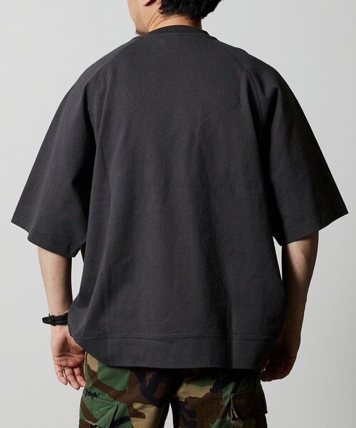 FREAK'S STORE（フリークスストア）の「限定展開 9オンス Heavyweight ビッグシルエット ラグランスリーブTシャツ/ヘビーウェイト（Tシャツ/カットソー・メンズ・ホワイト/グレイッシュベージュ/スミクロ/オリーブ/ブラウン/ネイビー/ブラック/アッシュグレー・SMALL/MEDIUM/LARGE）」の19枚目の写真