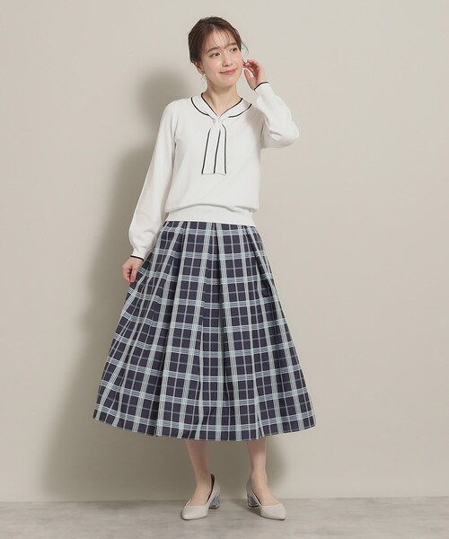 ITS'DEMO（イッツデモ）の「◆【大人かわいい／オフィスに／肌触り柔らか】配色ボウタイニット（ニット/セーター・レディース・グリーン系/ピンク/オフホワイト/ブラック・00）」の6枚目の写真