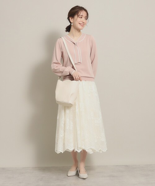 ITS'DEMO（イッツデモ）の「◆【大人かわいい／オフィスに／肌触り柔らか】配色ボウタイニット（ニット/セーター・レディース・グリーン系/ピンク/オフホワイト/ブラック・00）」の18枚目の写真