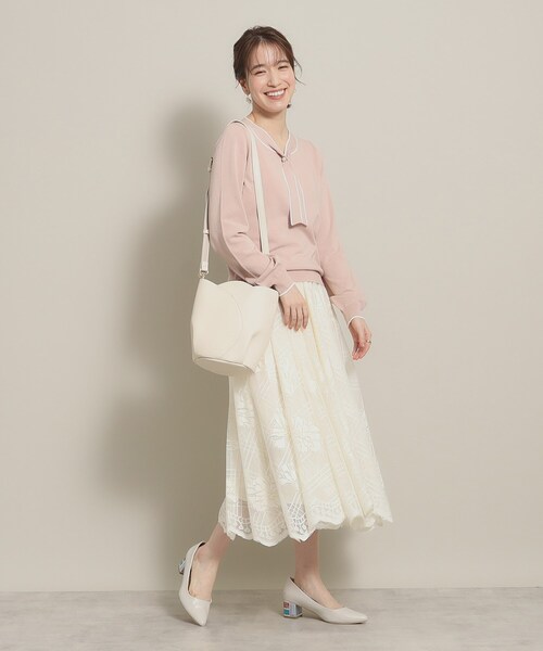 ITS'DEMO（イッツデモ）の「◆【大人かわいい／オフィスに／肌触り柔らか】配色ボウタイニット（ニット/セーター・レディース・グリーン系/ピンク/オフホワイト/ブラック・00）」の19枚目の写真