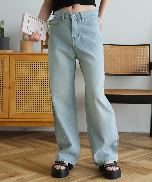 LAFFMO（ラフモ）の「キラキラビジュー付きデニムパンツ（デニムパンツ・レディース・ブルー・S/M/L）」の11枚目の写真
