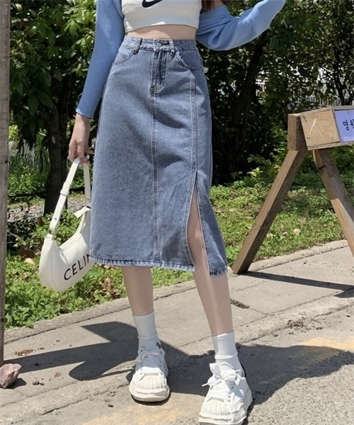 FREE STYLISTS(フリー スタイリスト)の「脇スリット デニムスカート(デニムスカート・レディース・ブルー・S/M/L/XL)」の1枚目の写真