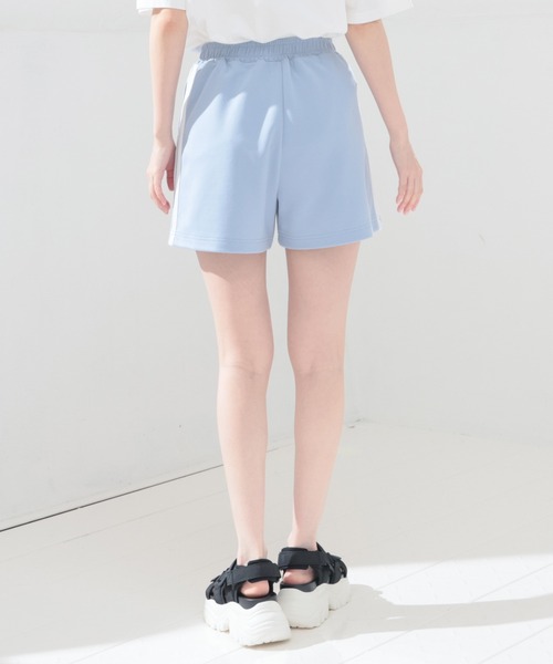 Honeys(ハニーズ)の「ライン入りショートパンツ(その他パンツ・レディース・アイボリー/サックスブルー/ブラック/杢グレー・M/S/SS/LL/L)」の18枚目の写真