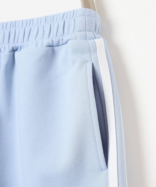 Honeys(ハニーズ)の「ライン入りショートパンツ(その他パンツ・レディース・アイボリー/サックスブルー/ブラック/杢グレー・M/S/SS/LL/L)」の19枚目の写真