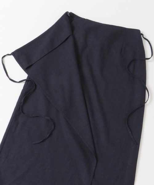 URBAN RESEARCH DOORS（アーバンリサーチドアーズ）の「サス付きラップスカート（スカート・レディース・ネイビー/グレー系その他・SMALL/MEDIUM）」の3枚目の写真