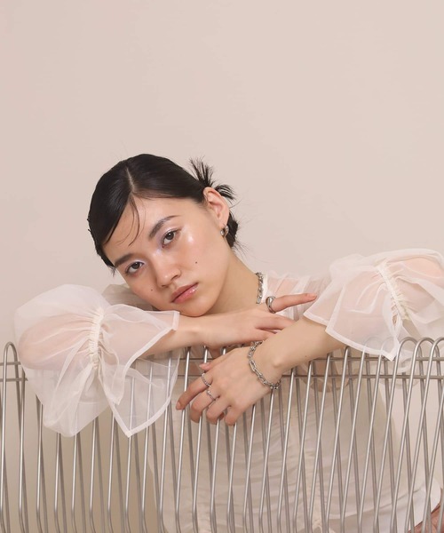 LHME(エルエイチエムイー)の「【WEB限定】“Moment”リンクホースシューチェーンブレスレット/サージカルステンレス(金属アレルギー対応)【LHME / エルエイチエムイー】(ブレスレット・レディース・シルバー・ONE SIZE)」の16枚目の写真