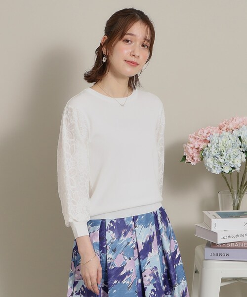 ITS'DEMO（イッツデモ）の「◆【透けにくい／肌触りさらり】袖レースニット（ニット/セーター・レディース・ベビーピンク/サックスブルー/オフホワイト/ネイビー・38/40）」の5枚目の写真