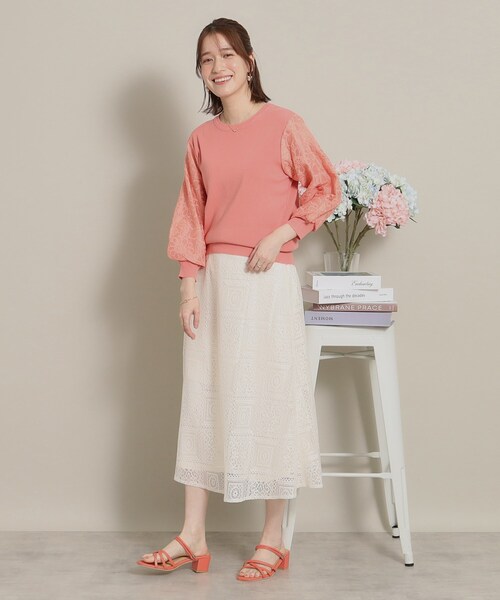 ITS'DEMO（イッツデモ）の「◆【透けにくい／肌触りさらり】袖レースニット（ニット/セーター・レディース・ベビーピンク/サックスブルー/オフホワイト/ネイビー・38/40）」の11枚目の写真