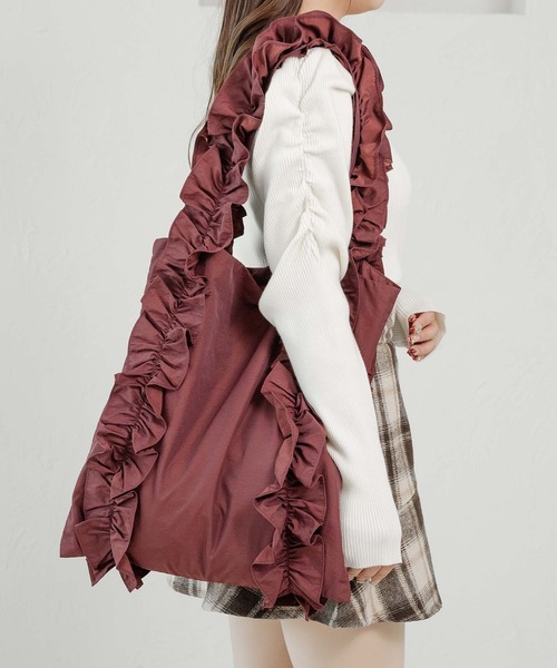 Miridy(ミリディー)の「推し活【オシイロ】フリルナイロントートバッグ(トートバッグ・レディース・ホワイト/ピンク/レッド/グリーン/オレンジ/イエロー/パープル/ブルー/ブラック・FREE)」の8枚目の写真