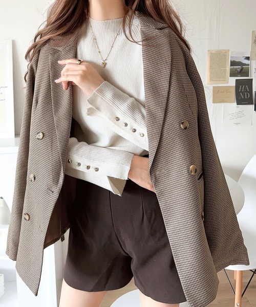 classicalelf(クラシカルエルフ)の「色違いで欲しくなっちゃう定番item。袖ボタンハイネックリブニット(無地・ボーダー)(ニット/セーター・レディース・モカ/ホワイト系その他/ブラック系その他/グレー/ブラック/アイボリー・LARGE/MEDIUM/SMALL/X-LARGE)」の16枚目の写真