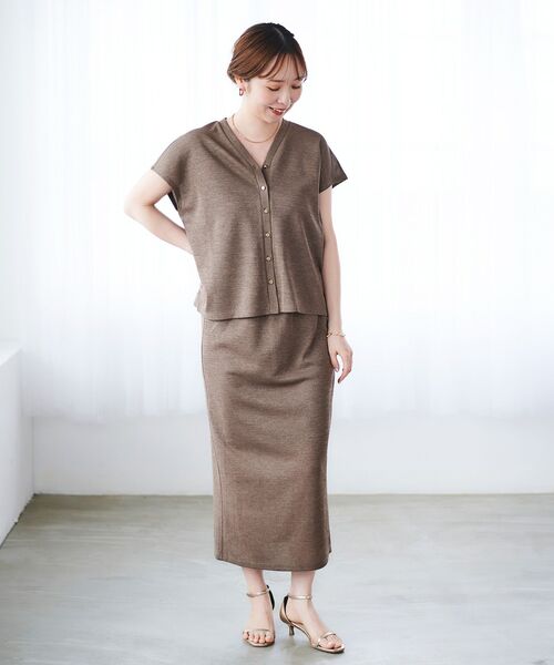 le.coeur blanc(ルクールブラン)の「リネンタッチミラノリブベスト×スカートセット(ワンピース・レディース・ネイビー/モカ・38)」の13枚目の写真