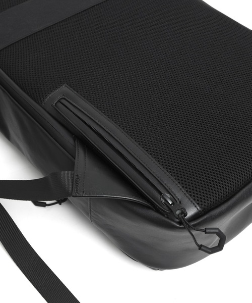YArKA（ヤーカ）の「【YArKA/ヤーカ】real leather square flap back pack [Alnitak4] / リアルレザー四角フラップバックパック(リュック)（バックパック/リュック・メンズ・ブラック・FREE）」の19枚目の写真