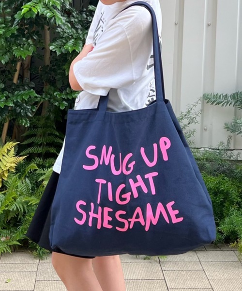 shesame(シーセム)の「color tote bag(トートバッグ・レディース・ブラック/ライトブルー/ネイビー/レッド・フリー)」の3枚目の写真