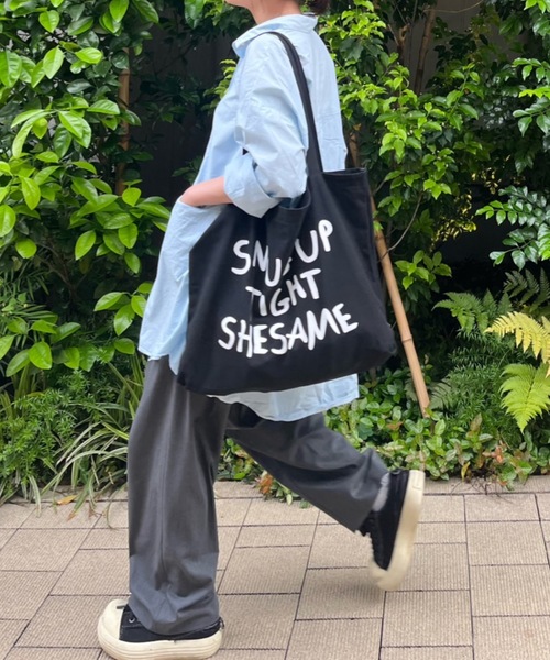shesame(シーセム)の「color tote bag(トートバッグ・レディース・ブラック/ライトブルー/ネイビー/レッド・フリー)」の1枚目の写真
