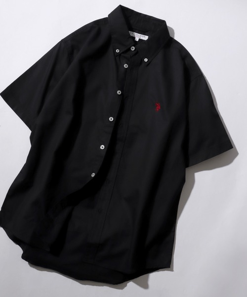 U.S. POLO ASSN.(ユーエスポロアッスン)の「U.S. POLO ASSN./ユーエスポロアッスン 別注 ワンポイント刺繍 ボタンダウン 半袖シャツ レディース メンズ(シャツ/ブラウス・メンズ・ブラック/ホワイト系その他2/ベージュ/ネイビー/ブルー系その他/ホワイト/ホワイト系その他・LL/M/L)」の4枚目の写真