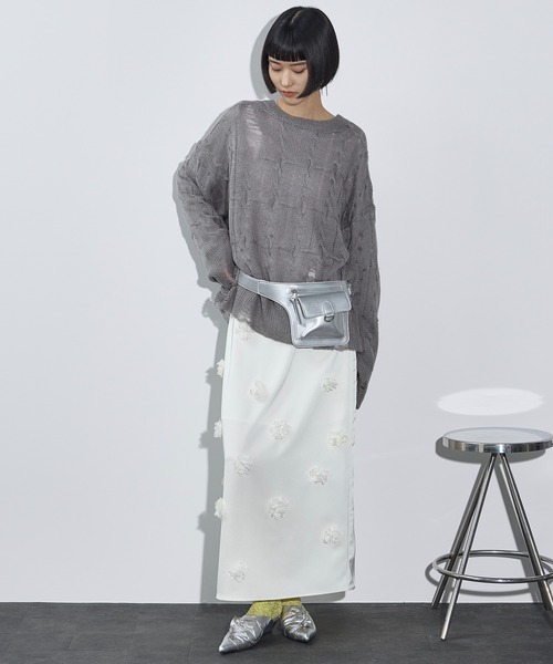 セール】フラワーモチーフサテンナロースカート（スカート）｜THE YOn