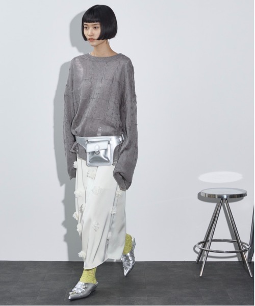 THE YOn(ザヨン)の「フラワーモチーフサテンナロースカート(スカート・レディース・アイボリー/ブラック・S/M)」の18枚目の写真